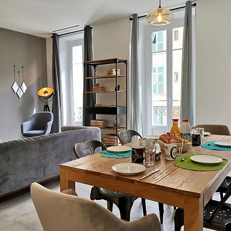 Luxury Assalit Apartment